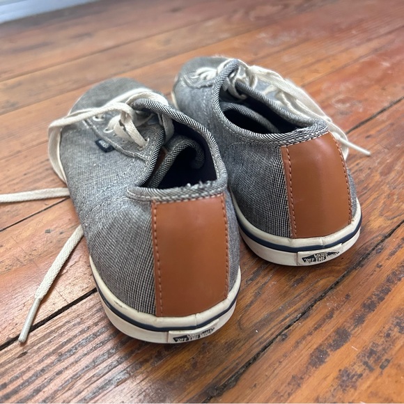 Navy & White Pinstripe Women’s Vans - Picture 4 of 8